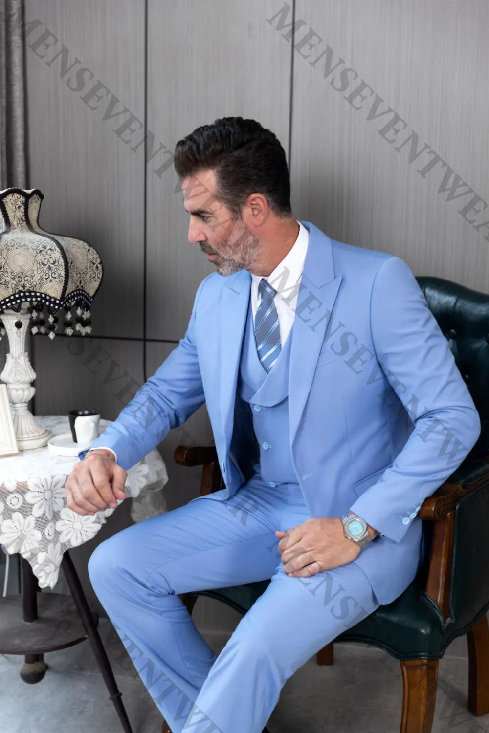 3 Piece Mens Suit Slim Fit Vest Solid Peak lapel Suit (Blazer Vest Pants)