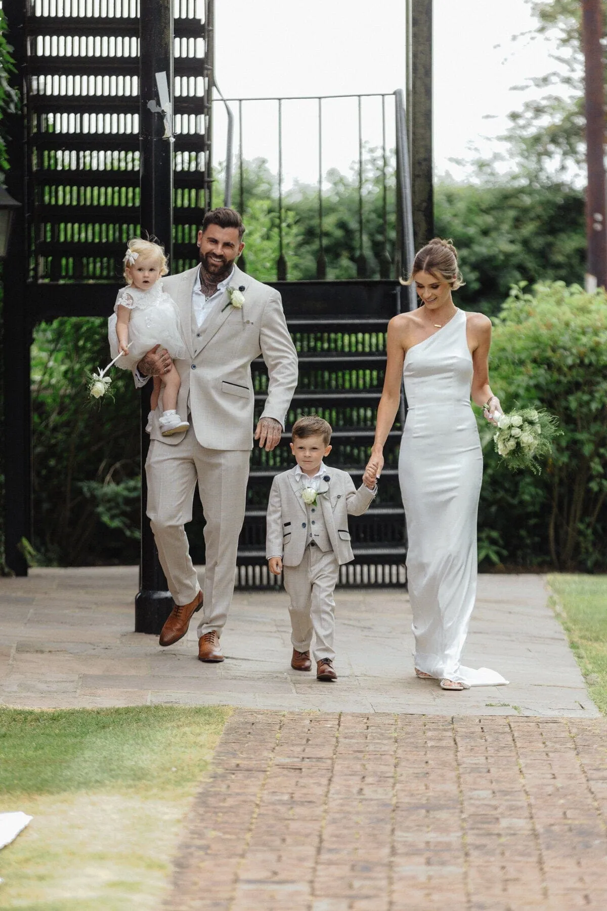 Caridi Beige 2 Piece Suit