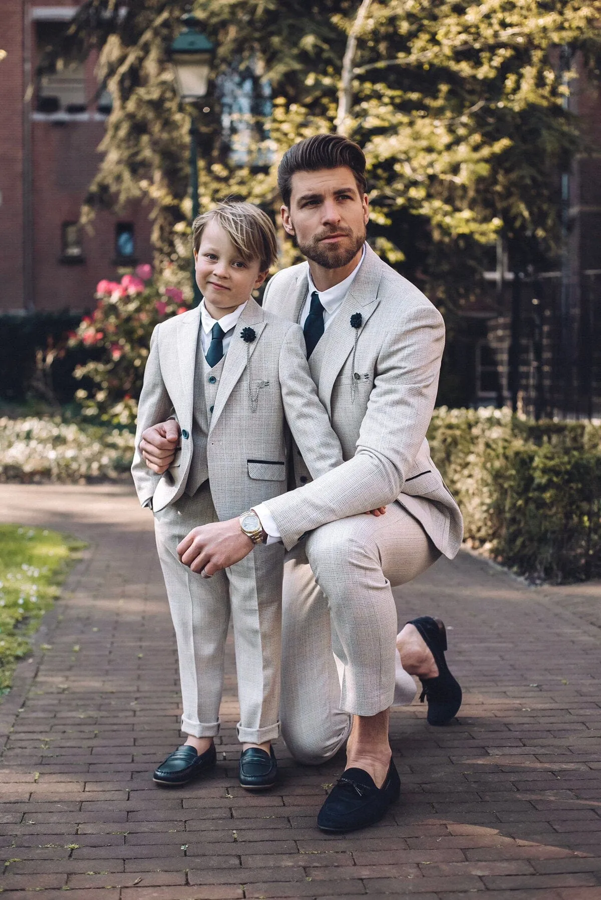 Caridi Beige 3 Piece Suit