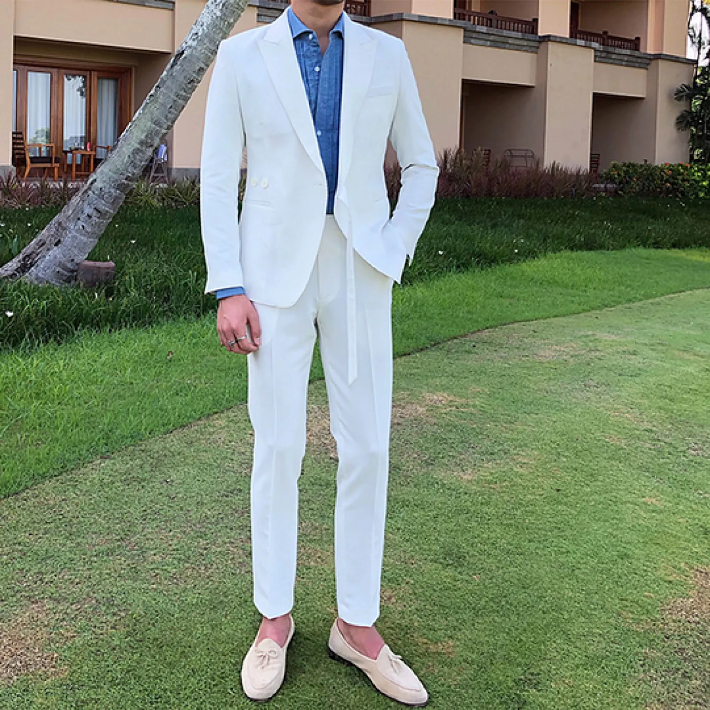 Casual 2 Piece Men's Suit Slim Fit Peak Lapel Tuxedo For Wedding (Blazer Pants)
