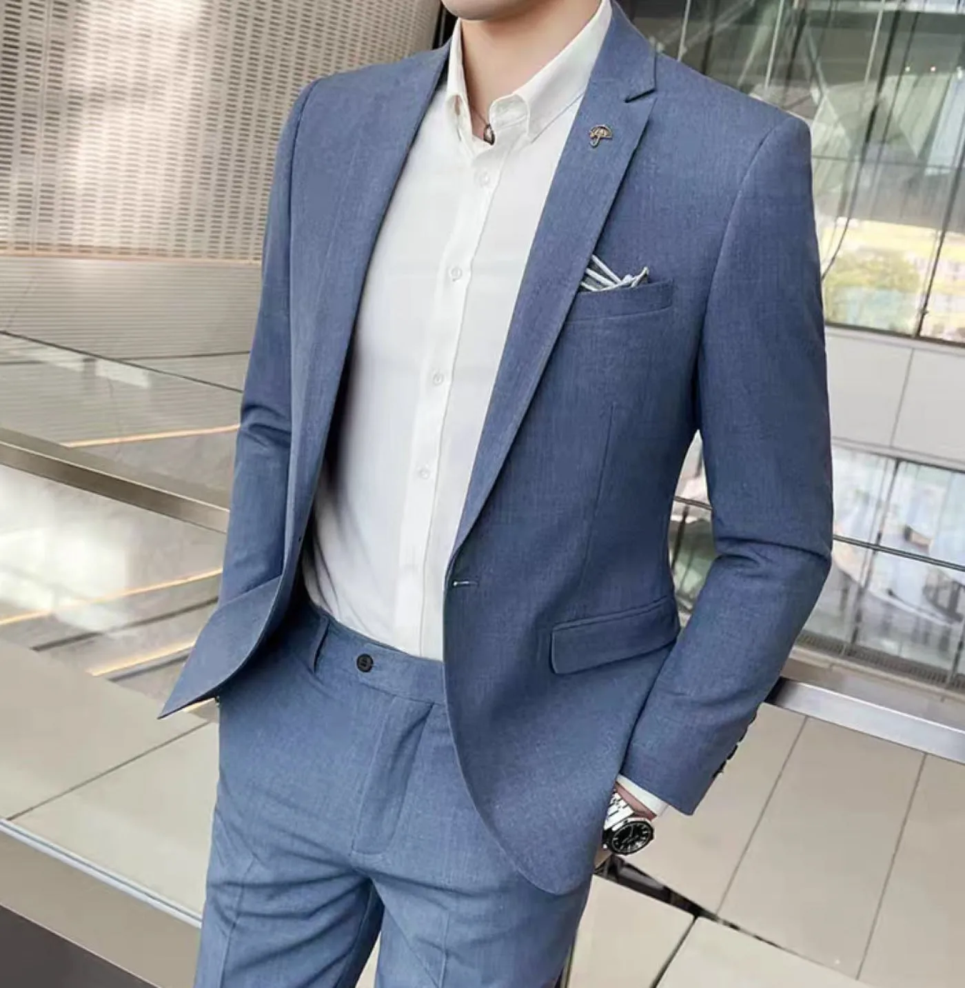 Fashion Men's 2 Piece Regular Fit Peak Lapel Flat Men's Suit (Blazer Pants)
