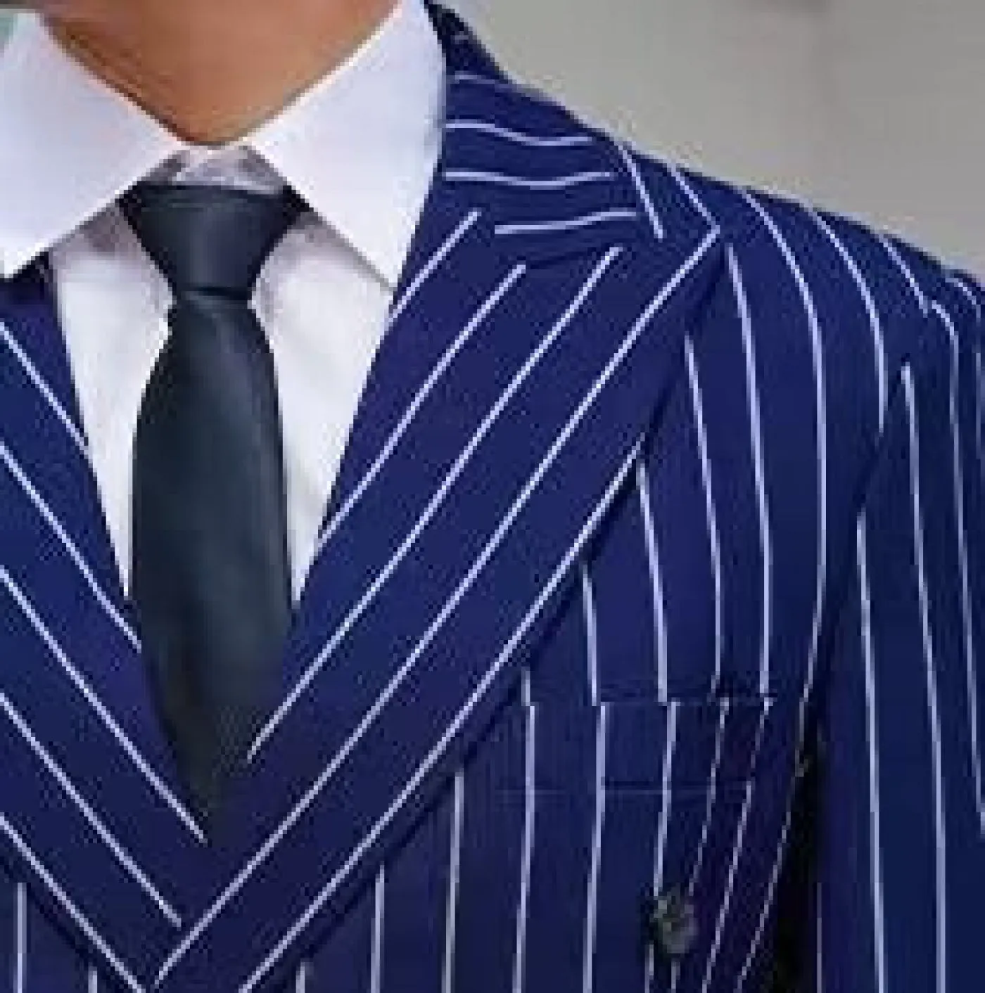 Fashion Men's 3 Pieces Slim Fit Striped Peak Lapel Tuxedos (Blazer Pants)