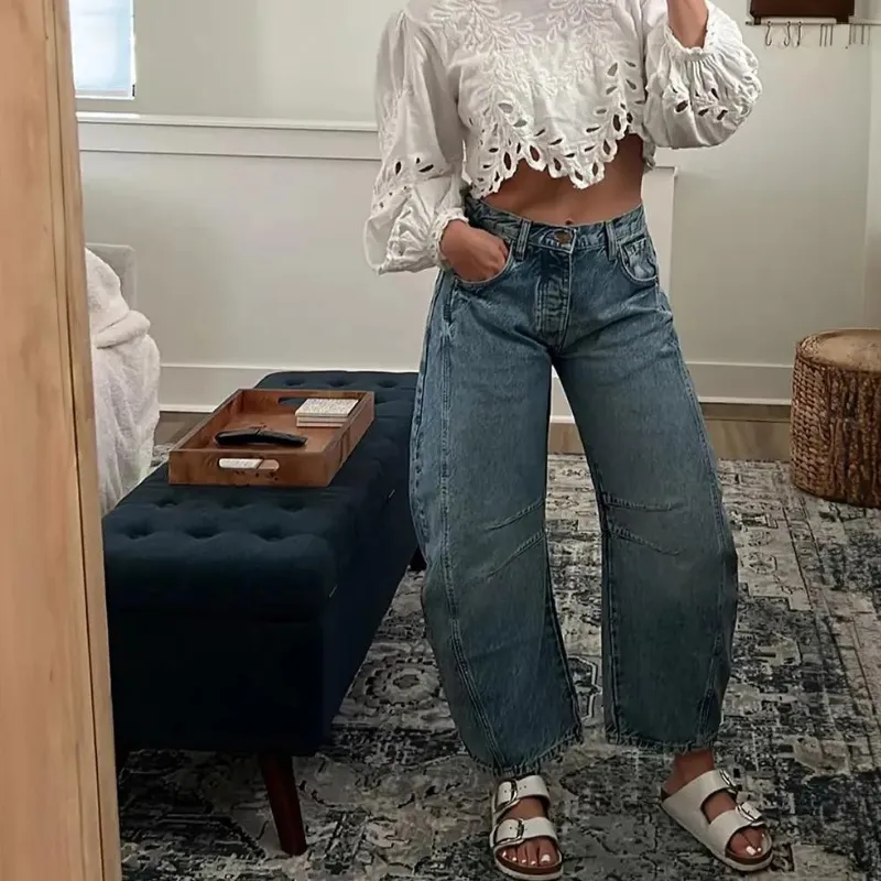 Judy Mid Rise Barrel Jeans
