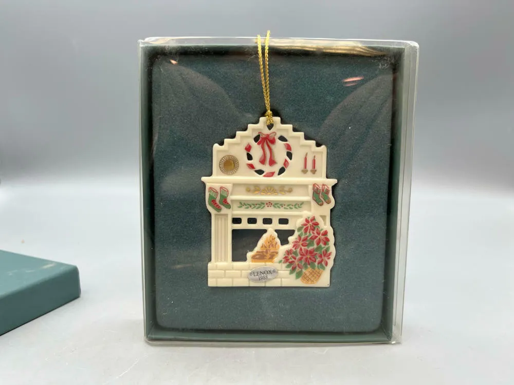 Lenox Christmas 1988 Holiday Homecoming Ornament In Original Box - Good