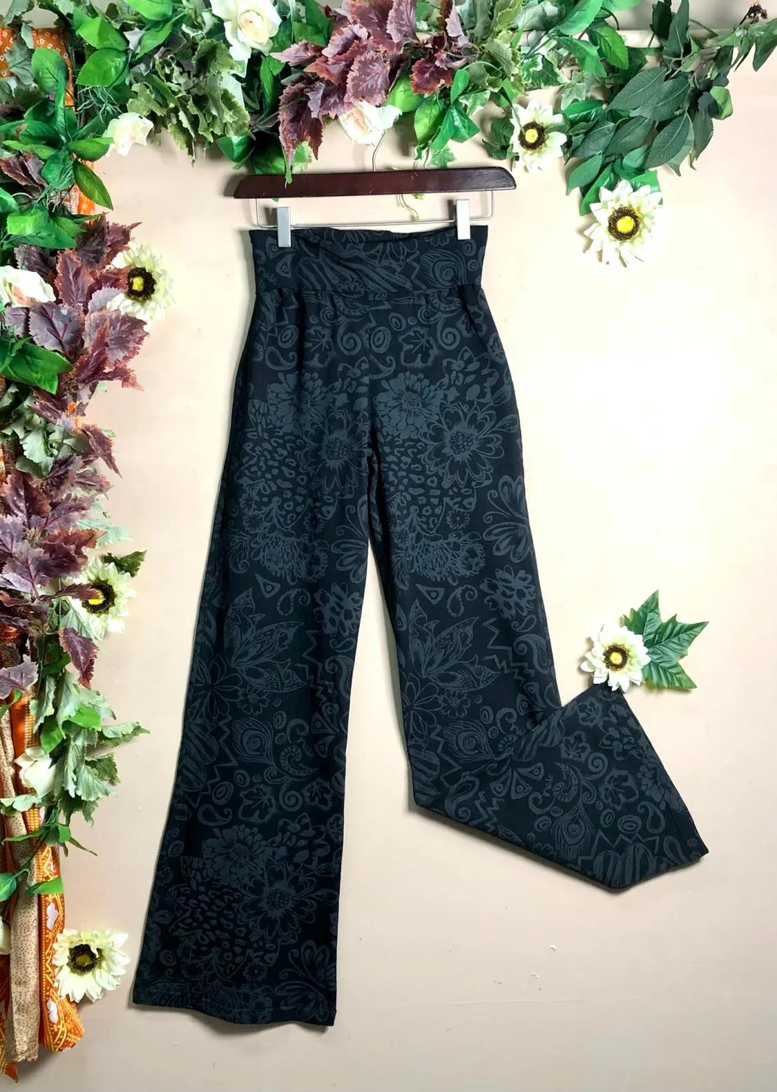 Nude Leisure Pants SMALL