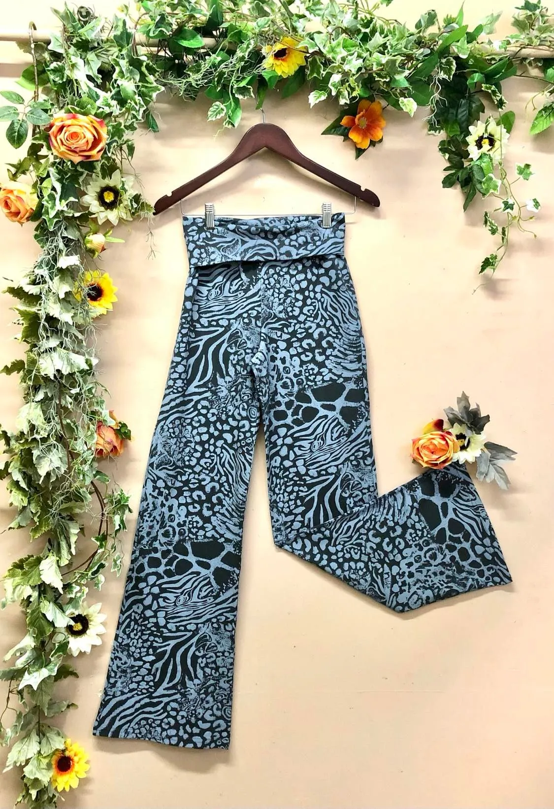 Nude Leisure Pants SMALL
