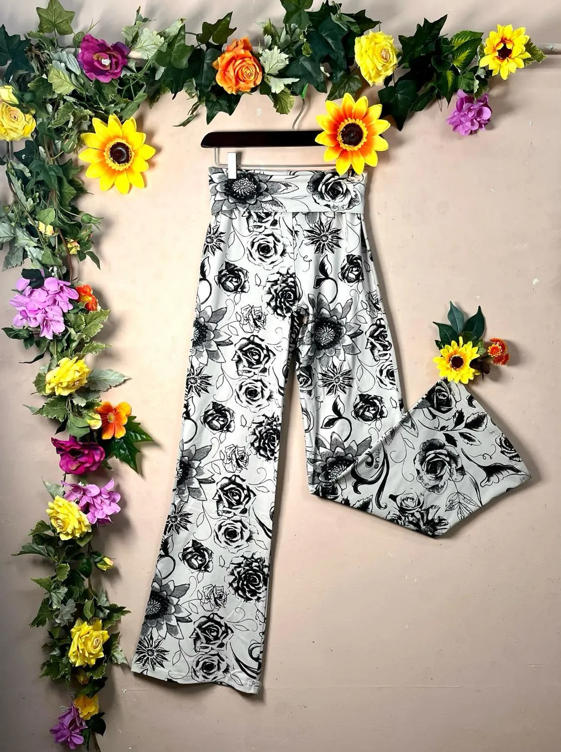 Nude Leisure Pants SMALL