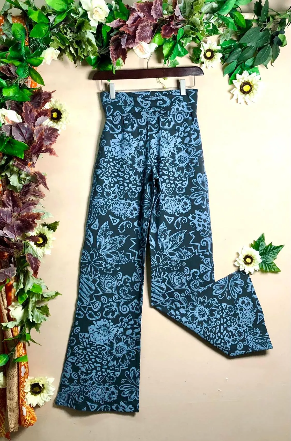 Nude Leisure Pants SMALL