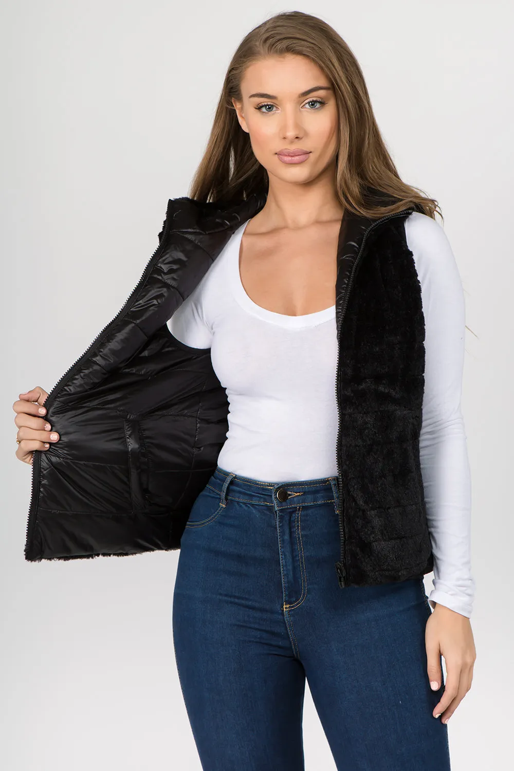 Reversible Vest Fur/Nylon