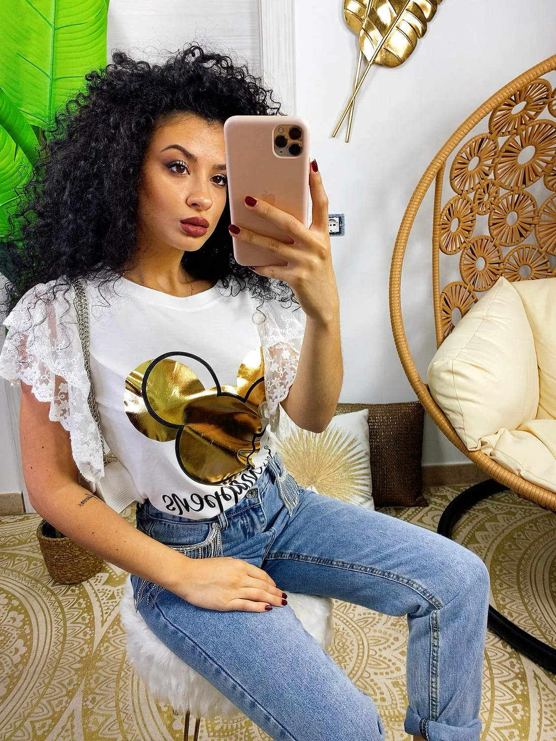 T-shirt con stampa oro