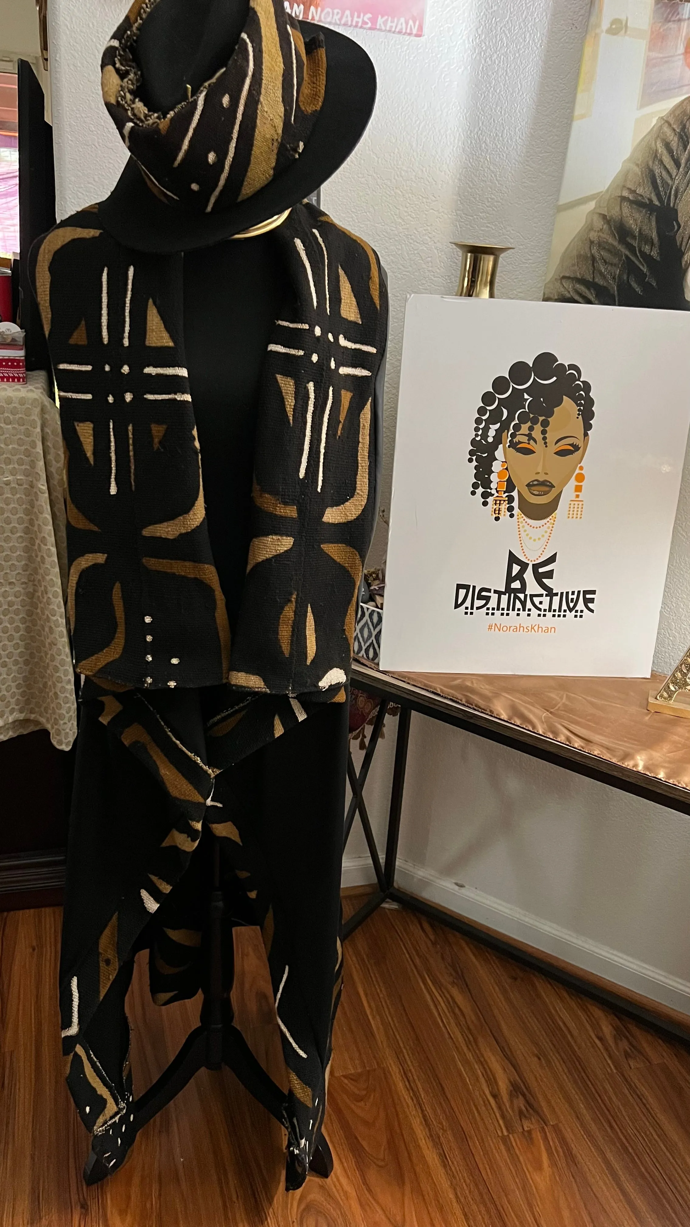 Vest With Trim